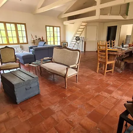 Le Ranch: Grande Accès Privé à La Rivière Carbuccia