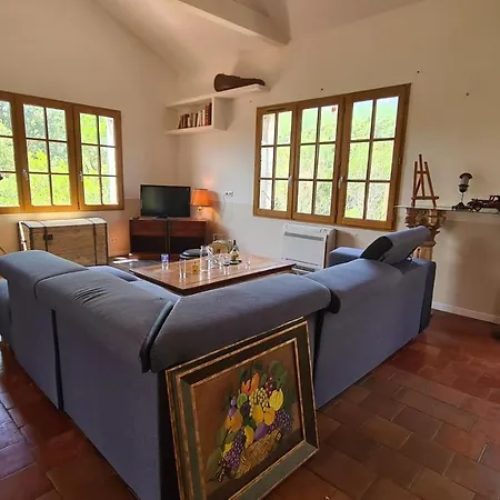Le Ranch: Grande Accès Privé à La Rivière Carbuccia